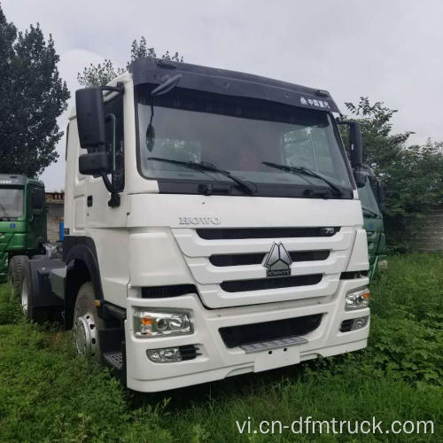 Đầu kéo HOWO 6x4 tân trang với lốp mới